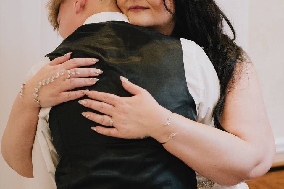 Hug shot