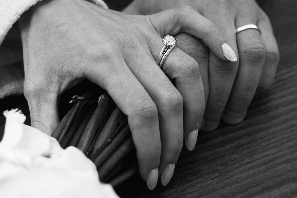 Rings black and white