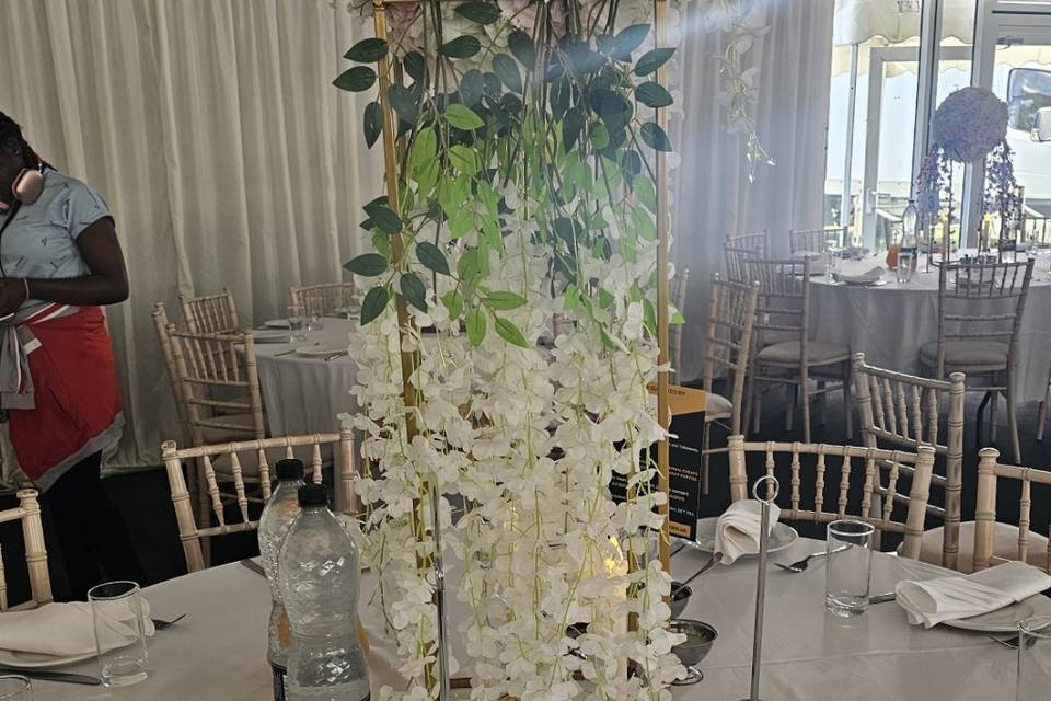 Tall centrepiece