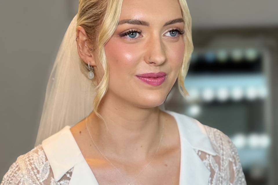 👰🏻‍♀️
