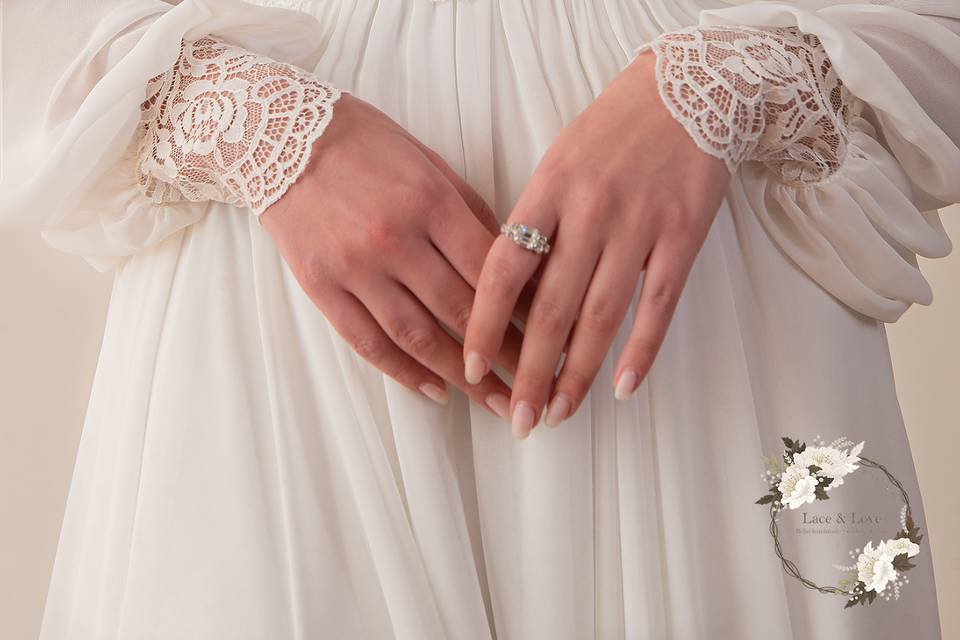 Lace Bridal Bodice Detail