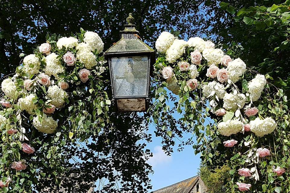 Ceremony arch