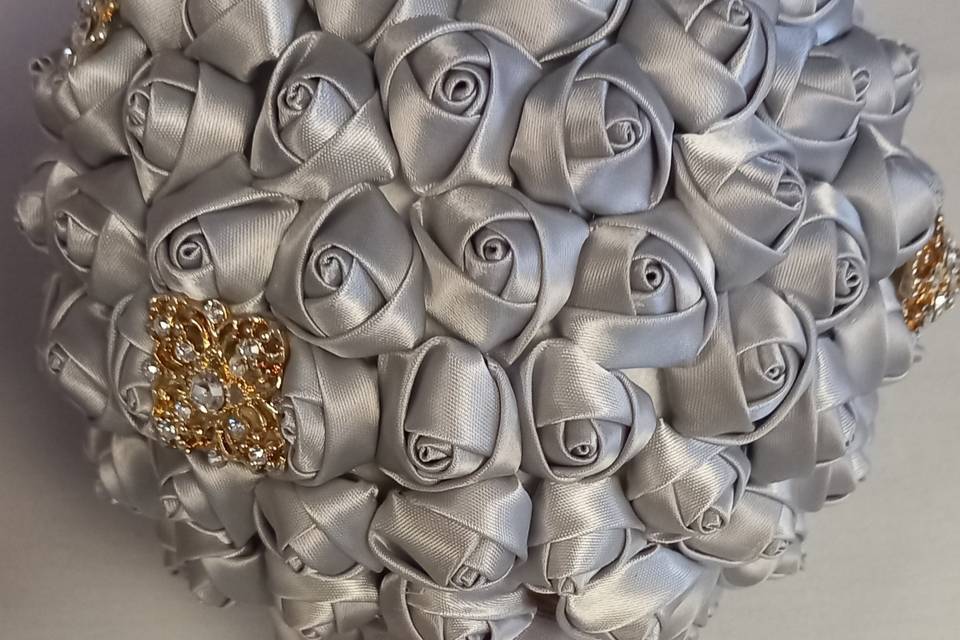 Ribbon rose ball bouquet