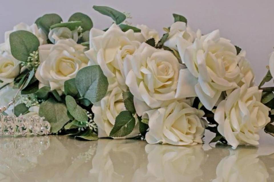 Ivory rose cascade