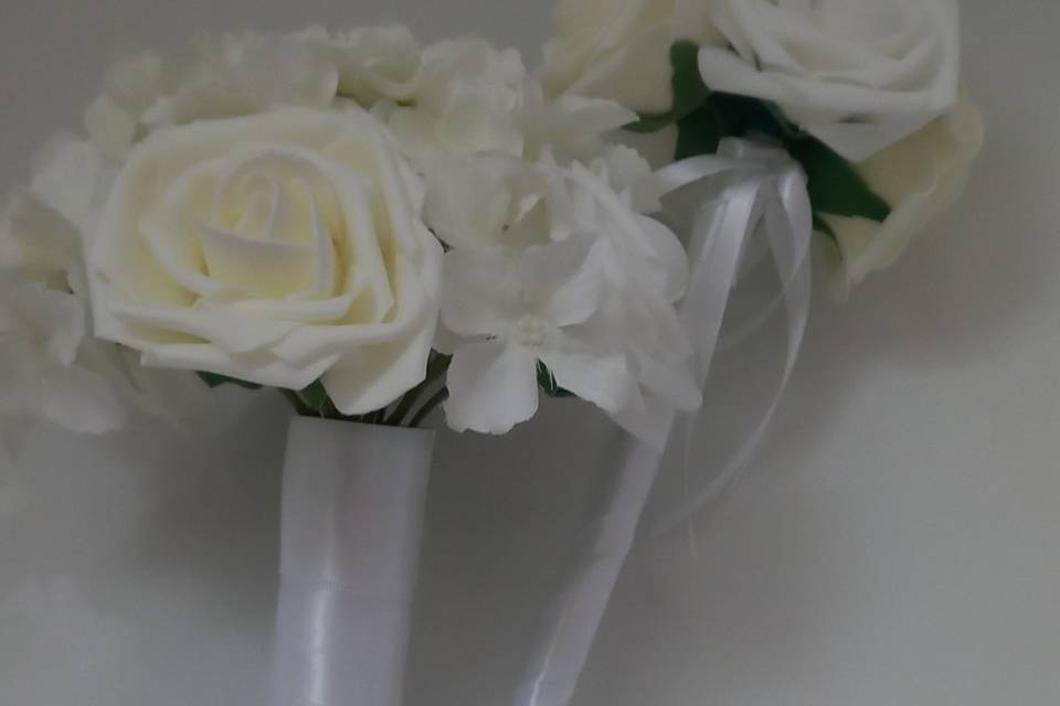 Ivory & white posy and wand