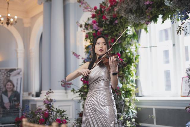 Janell Yeo violinist: Handmade Musical Memories