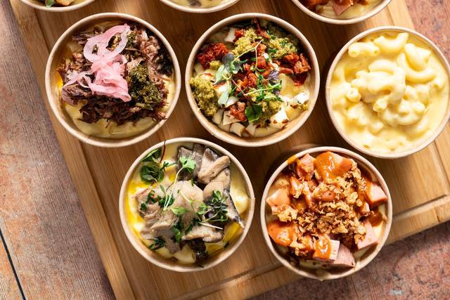 Mac & Cheese pots