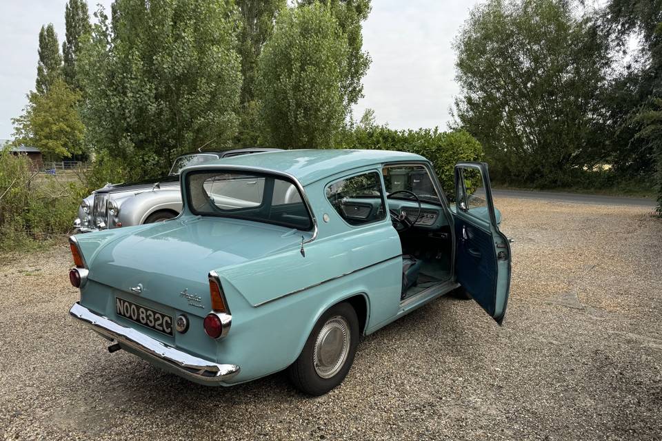 1965 Harry Potter Ford Anglia