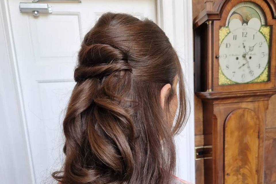 The Soft Curl Blow Out