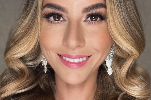 Mila Makeup Artist