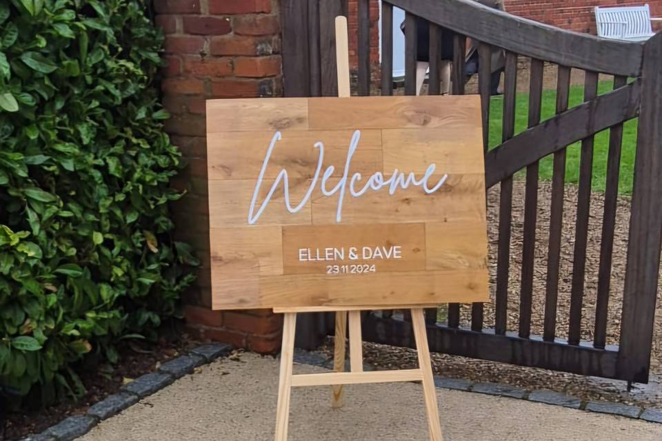 Welcome sign