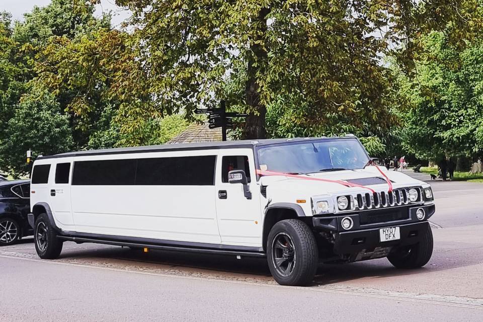 The 16 seat h2 hummer limo