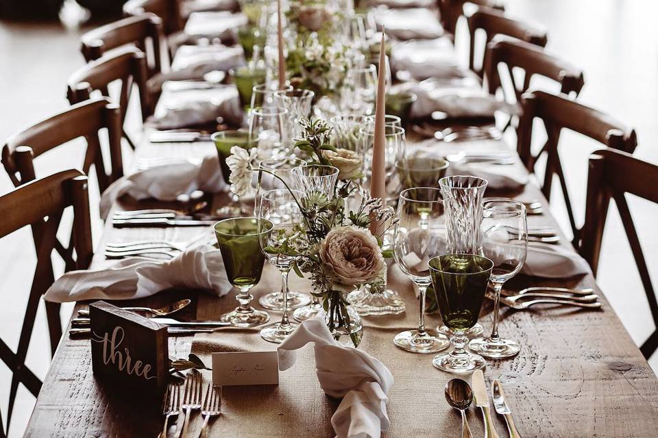 Botley Hill Barn table