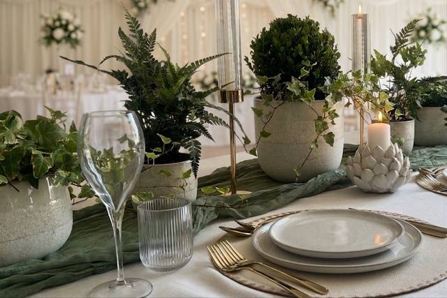 Marque Table Decor