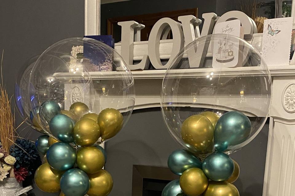 Balloon centrepieces