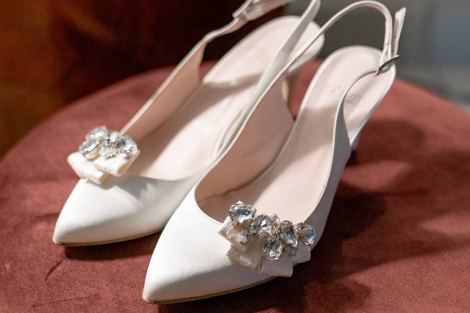 Wedding jewel shoes