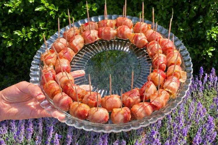 Canapes