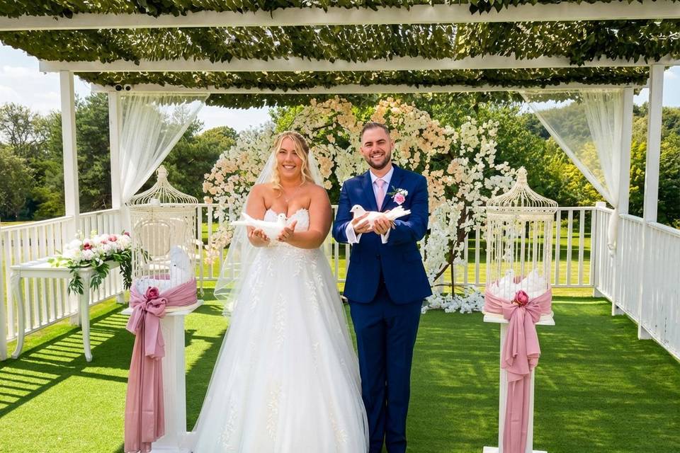 Beautiful Weddings at Ridgeway