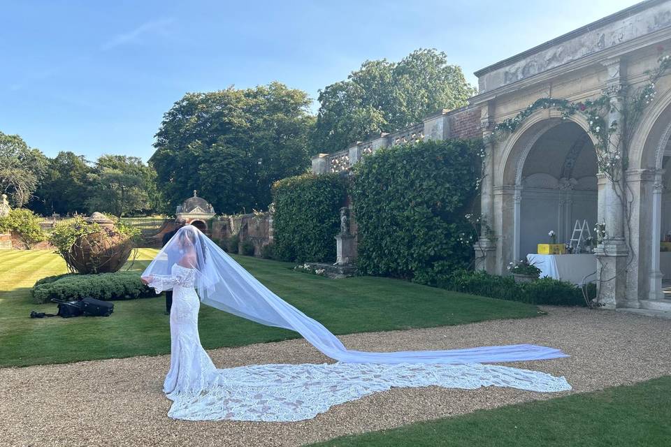 The Bride and train at Loggia