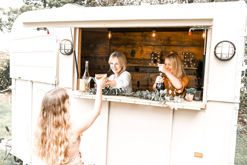 Wedding Bar