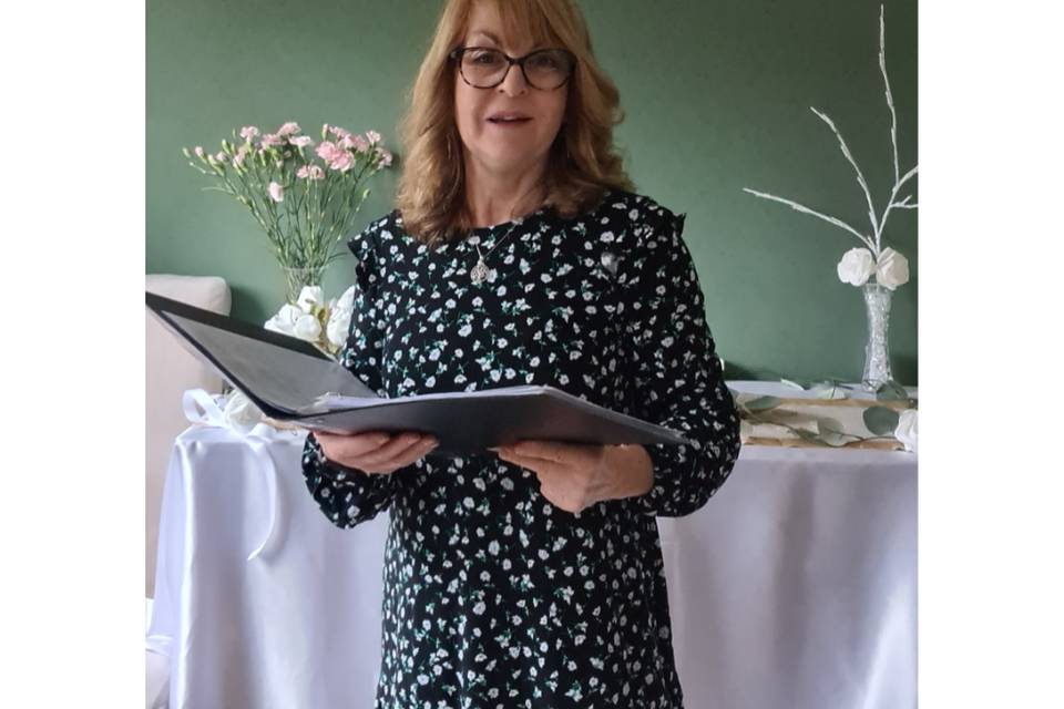 Andree Funnell - Celebrant and Coach