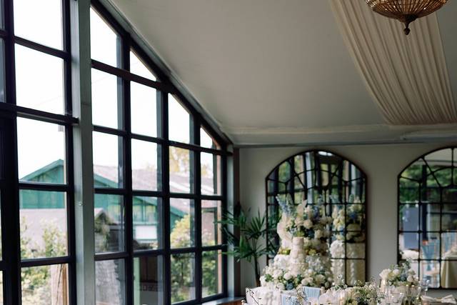 Blue and white wedding