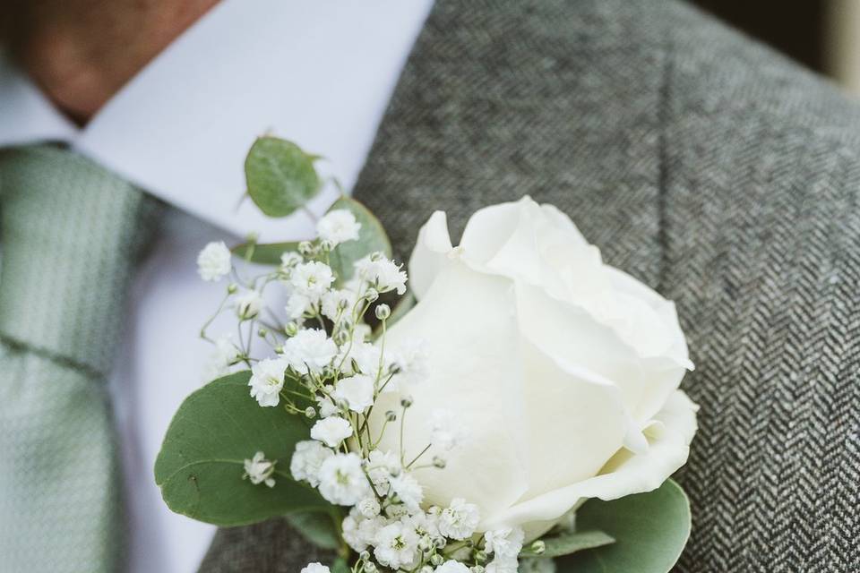 White rose and gypsophilia