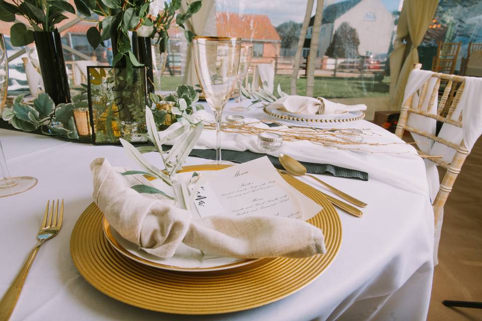 Wedding breakfast in marquee