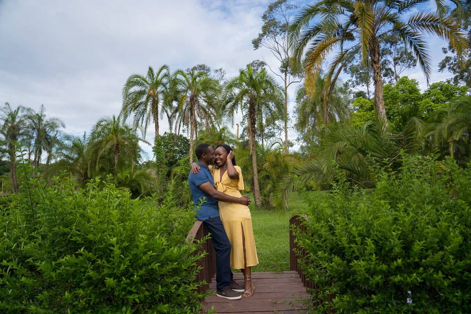 Couple pre-wedding