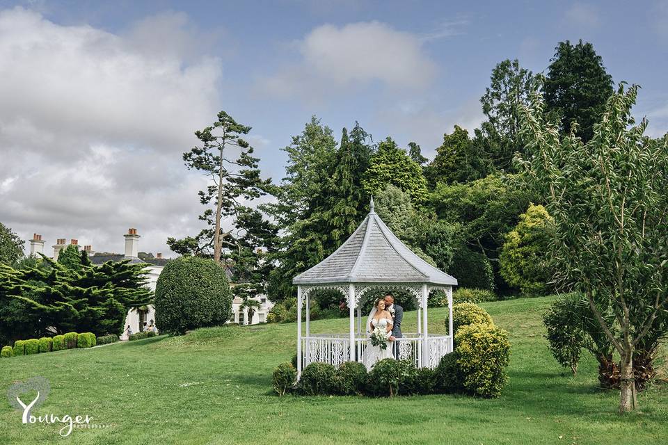 Gazebo must have pictures