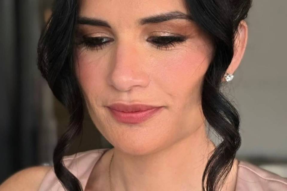 Cotswolds Hair & Makeup