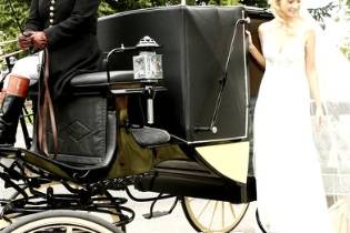 Elegant bridal carriage