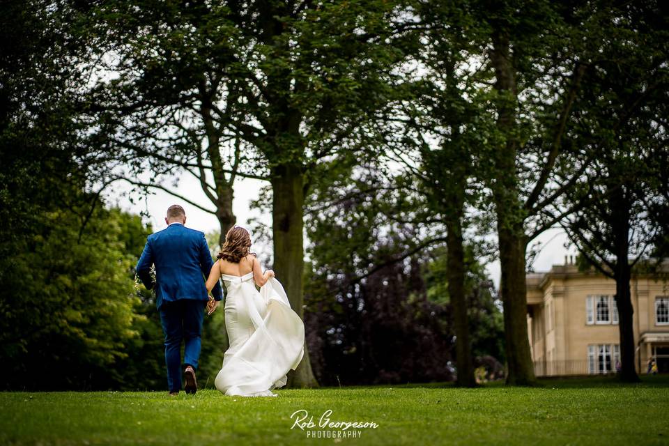 Bride & Groom at The Mansion