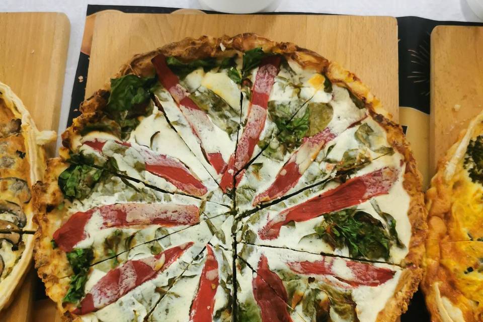 Asparagus and pepper quiche