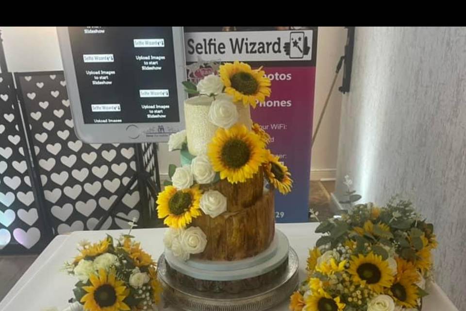 Sunflower table