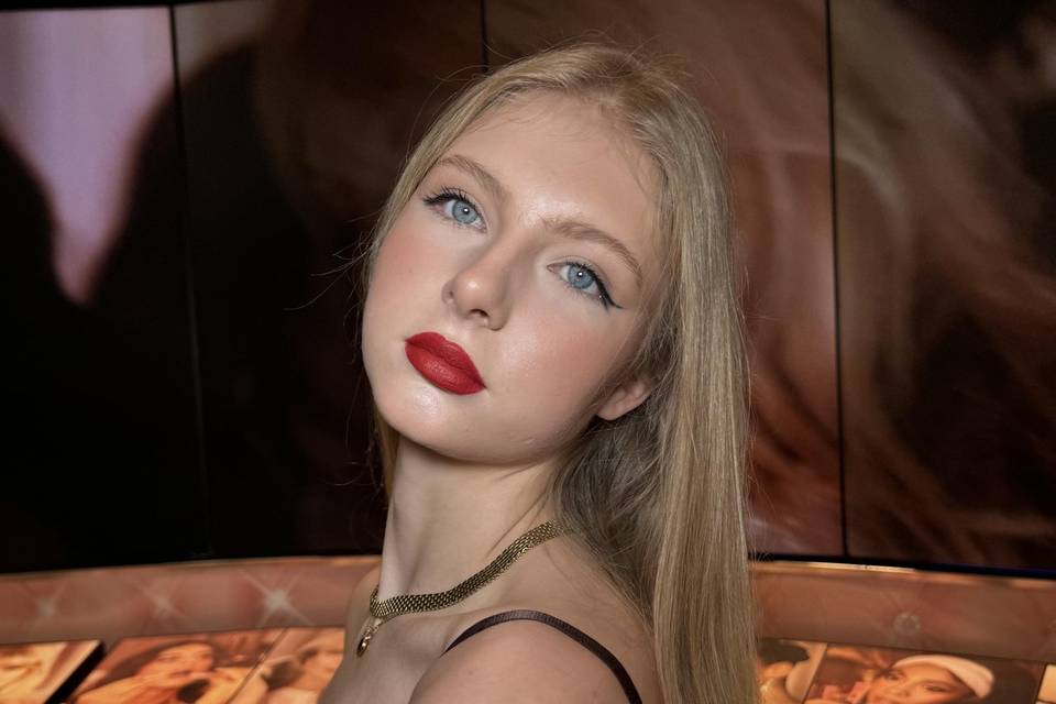 Classic black wing and red lip