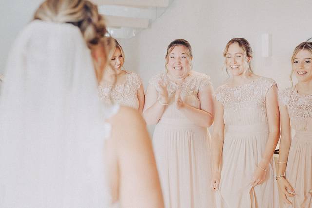 Bridesmaids' First Look