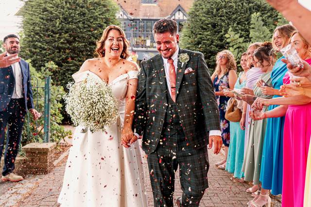 Confetti Exit