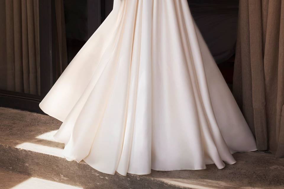 Unique wedding gowns