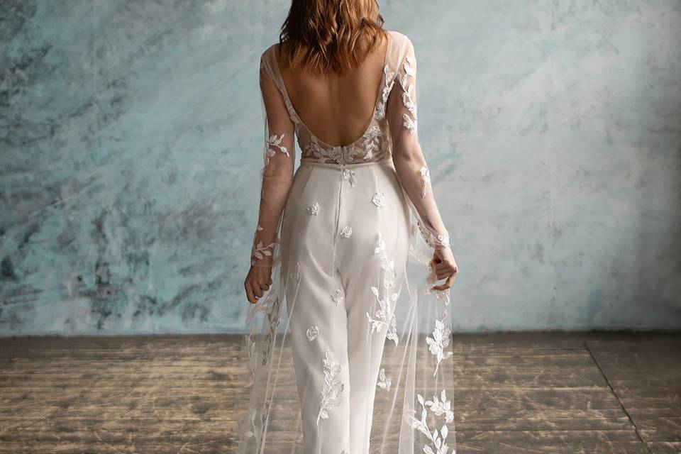 Ivy - Lace Wedding Dress