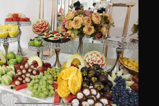 Fresh and handcrafted displays