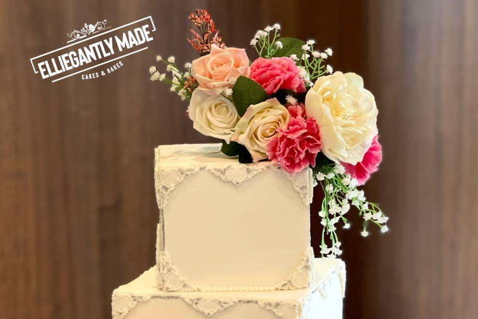 Square wedding cake