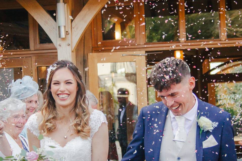 Bride and Groom Confetti