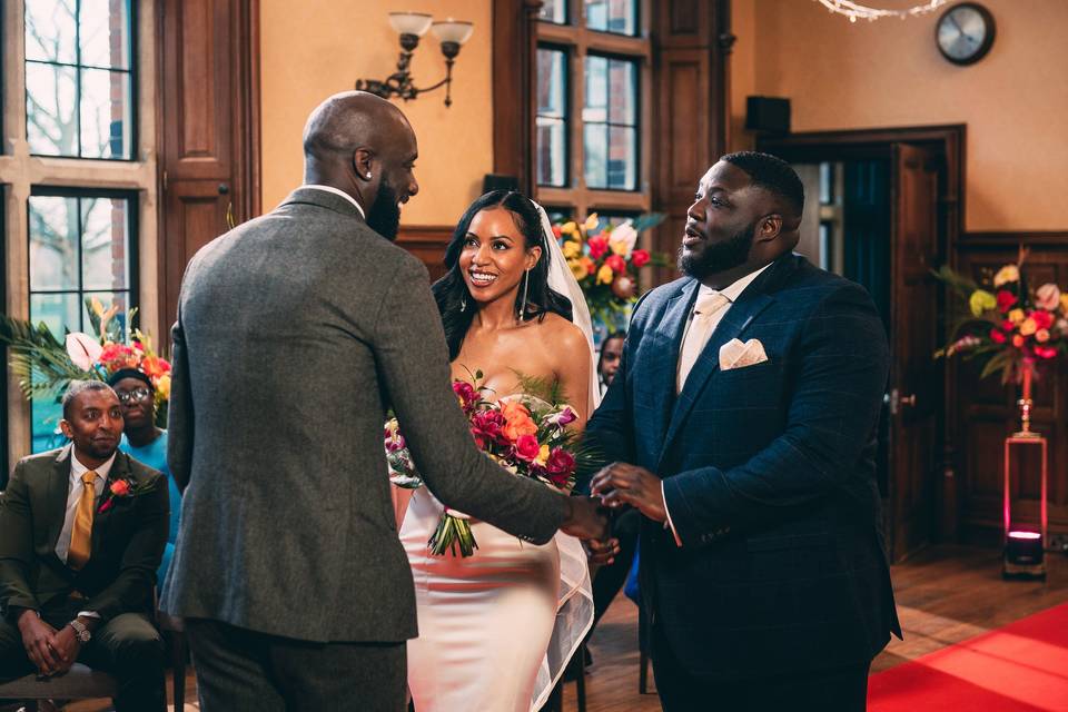 Couples at the altar