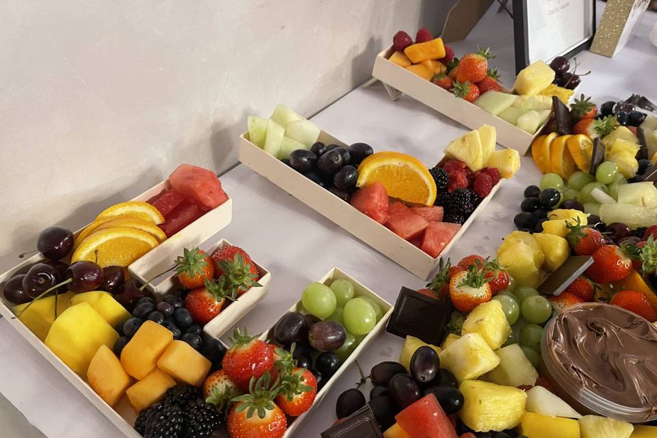 Personalised fruit platter