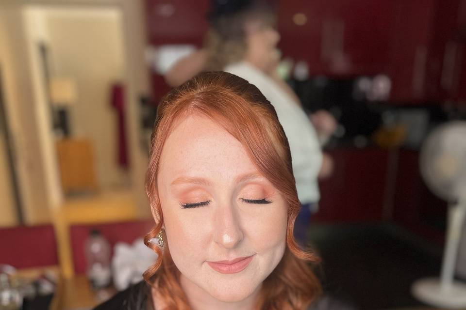 Peachy glam to complement hair