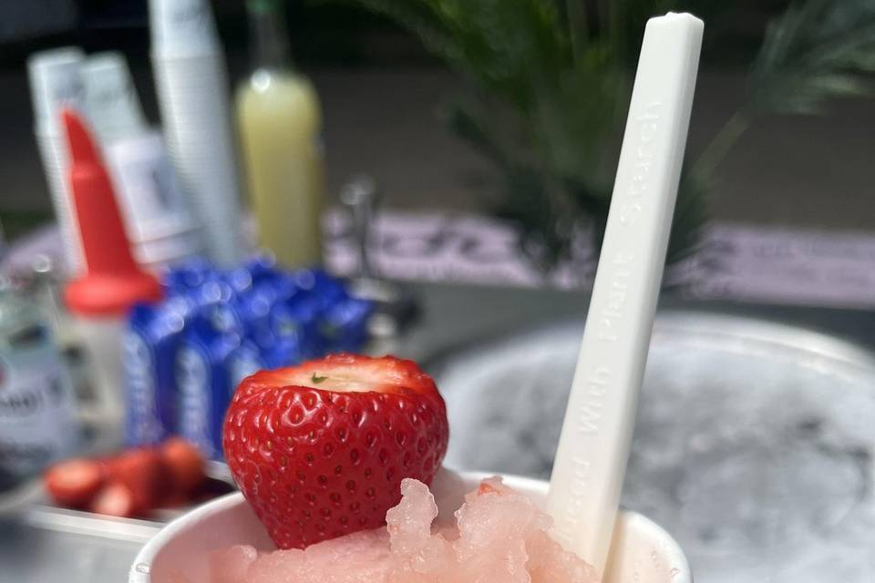 Frozen strawberry daiquiri