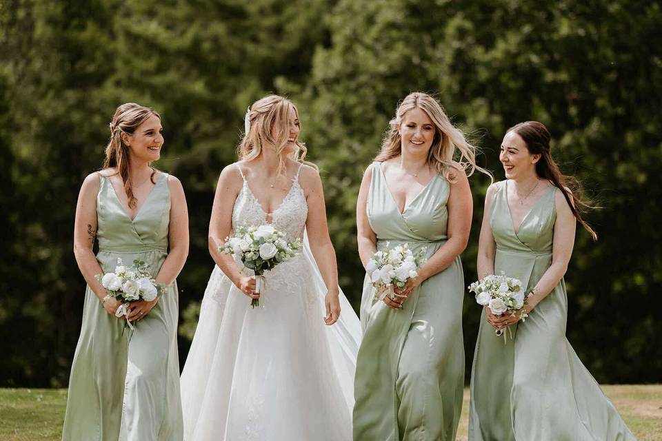 Lovely Sophie & her bridemaids