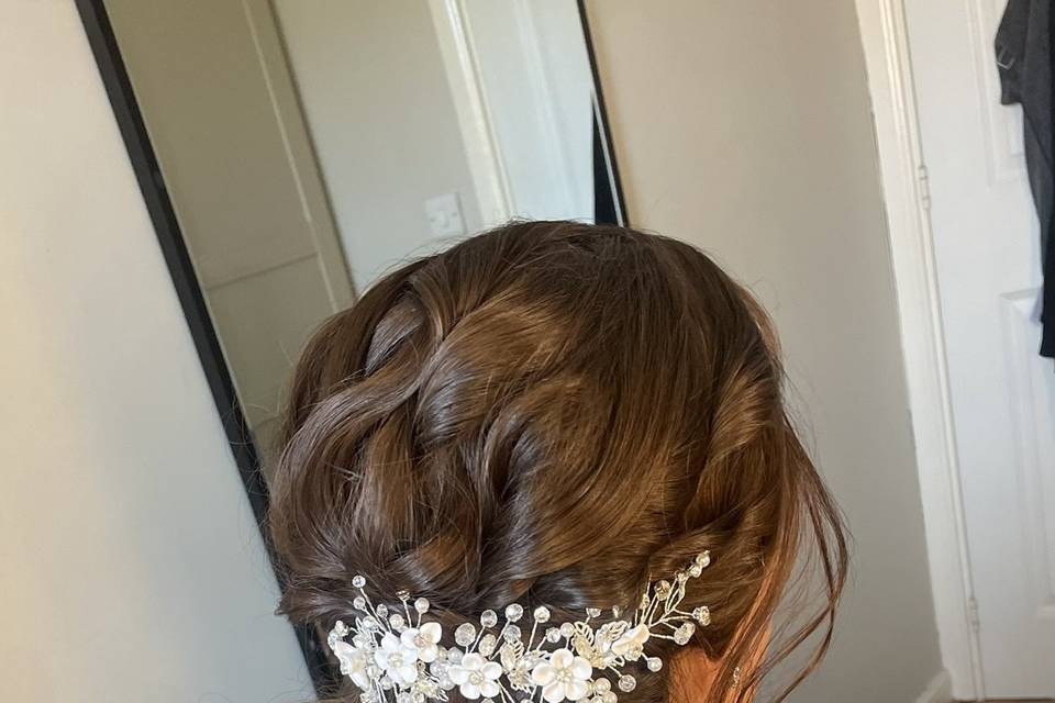 Bridal ponytail