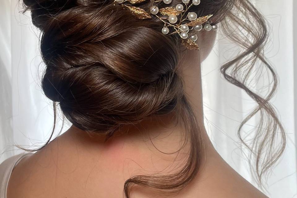 Bridal bun